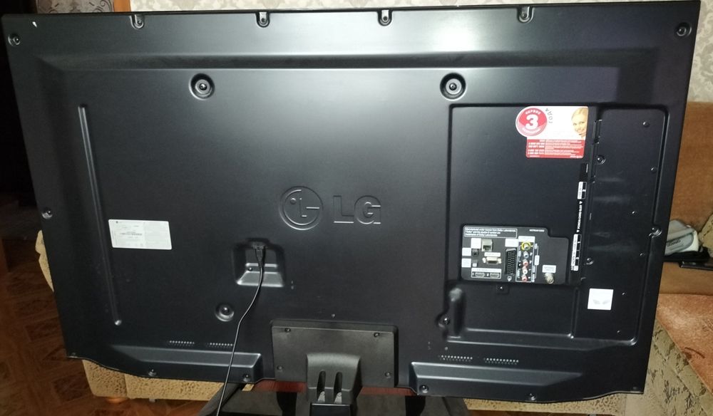 Телевизор LG б/у