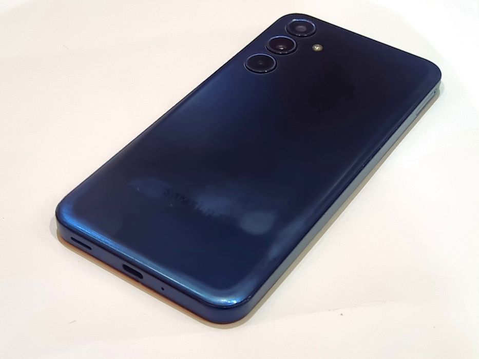 Samsung M35 5G Srochna Sotiladi
