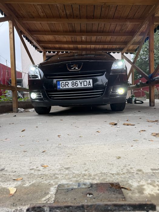 PEUGEOT 5008 2012 — imagine 2