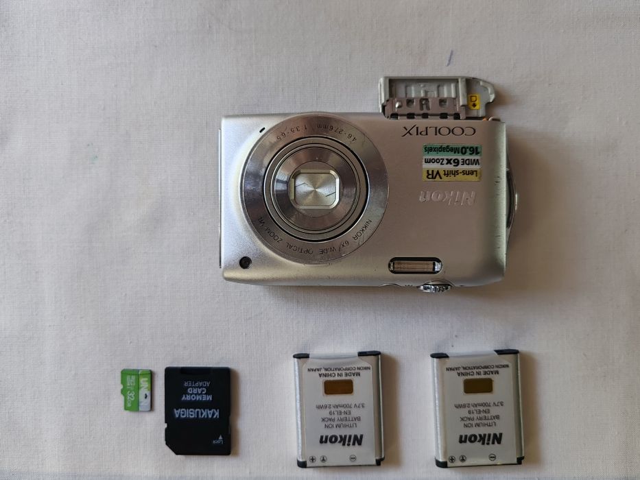 Nikon coolpix s3300