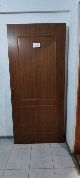 Продам межкомнатные двери