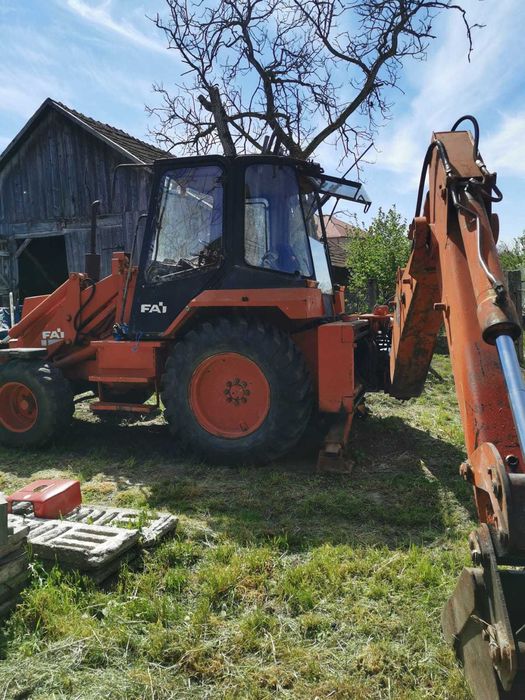 Buldoexcavator FAI 100 D