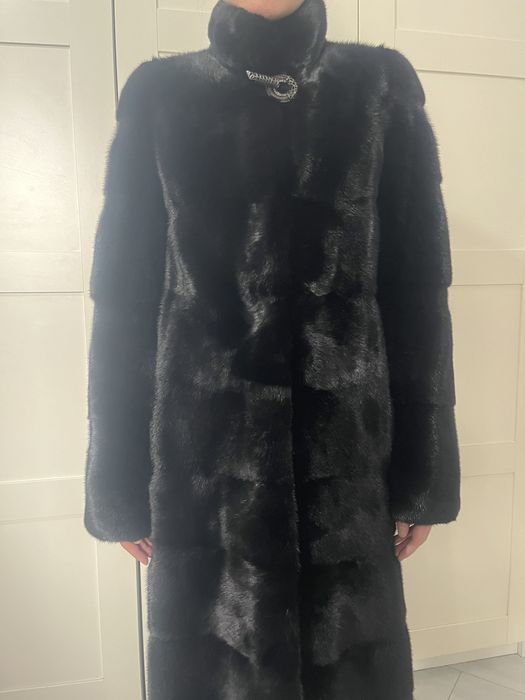 Продам норковую шубу