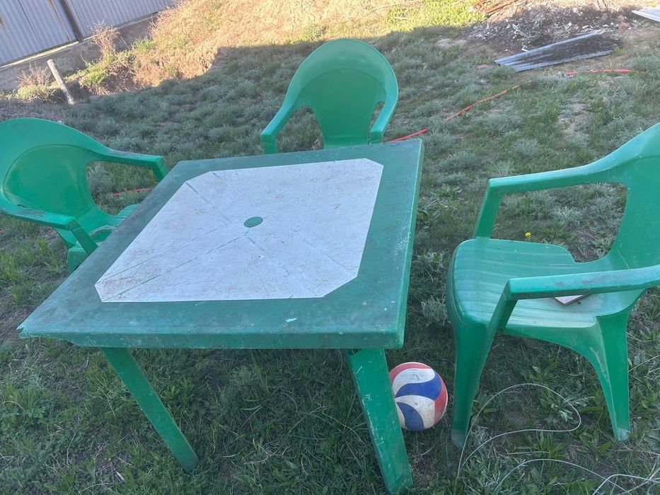 Продаю стол стуля