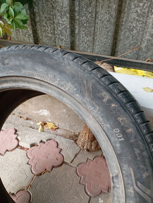 Баллон Bridgestone Alenza 001