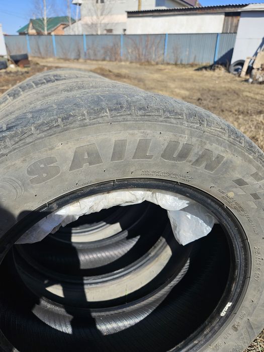Продам резину Сайлун 215/60/16