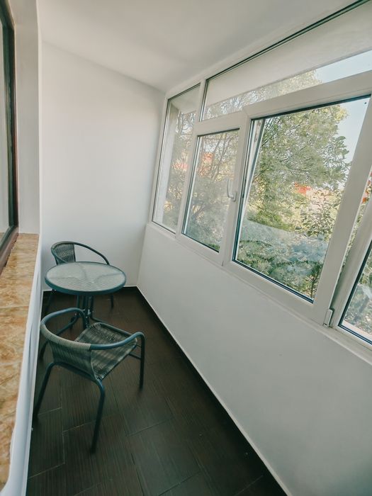 Închiriez apartament  3 camere Trivale Complex 1
