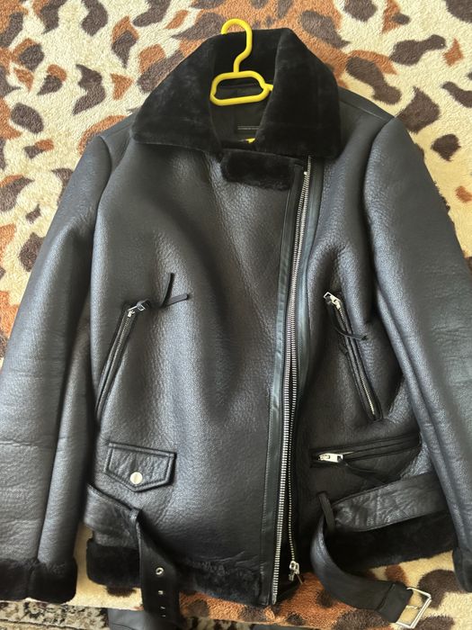 Geacă groasă din piele cu blană artificială – stare excelentă