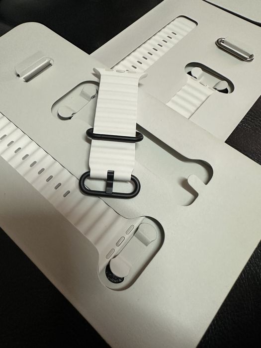 Original Ocean Band Galben si Alb cu catarame Negre Titanium UNICAT