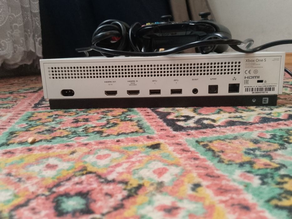 xbox one s с играми!