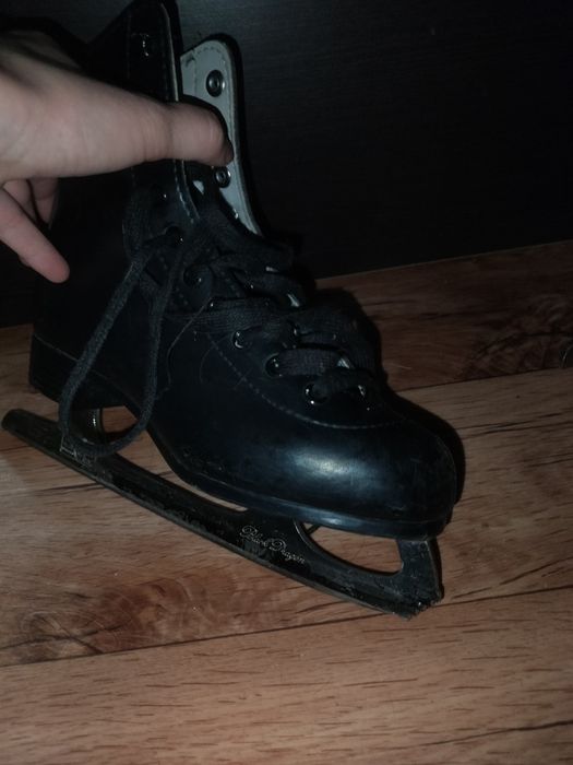 Коньки, черные, 33/34