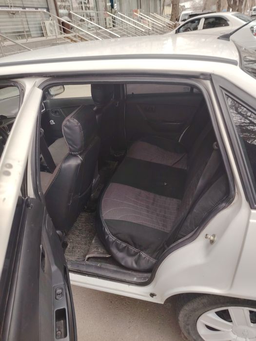 Продаю машину NEXIA 2 DONC