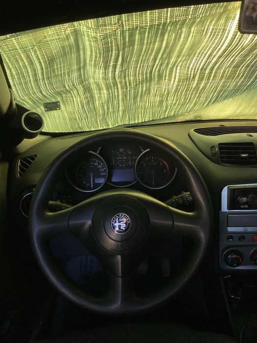 Алфа 147 1.9JTD 115ks 2003 НА ЧАСТИ