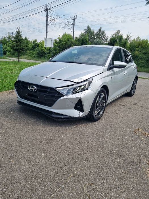 Hyundai i20 2022 1.0tdgi 33000 km avariat