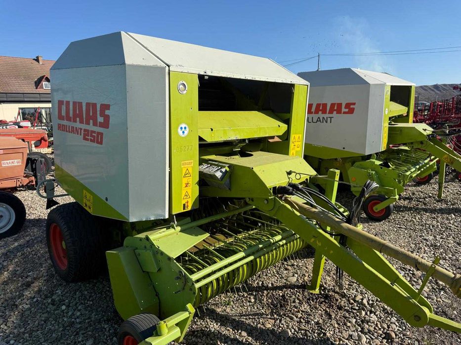 Presa baloti rotunzi marca Claas Rollant 250