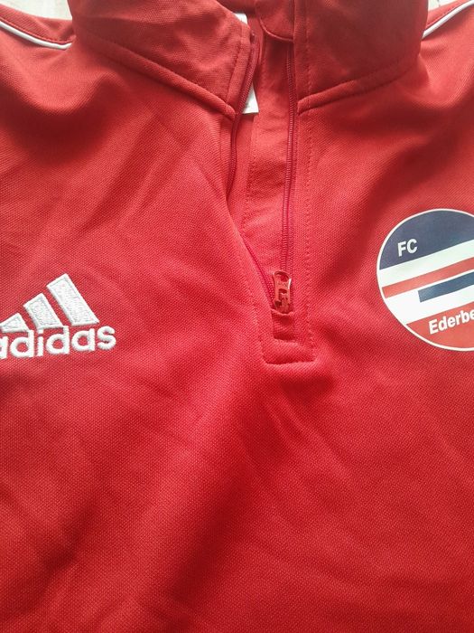 Trening. Bluza nou