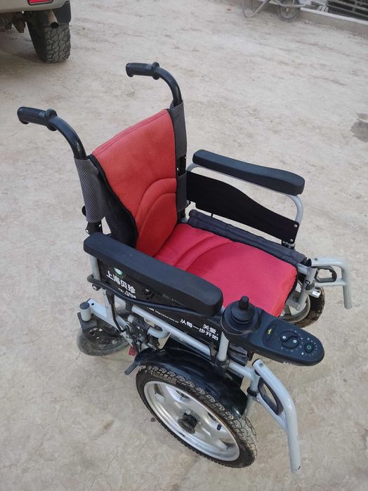 Инвалидная коляска