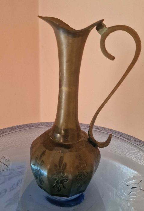 Бронзов свещник/ Старинен каминен часовник/Стара бронзова каничка