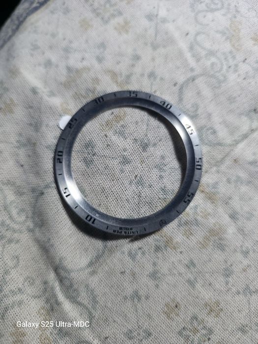 Vând skin metalic pentru bezel Samsung galaxy watch 5 pro