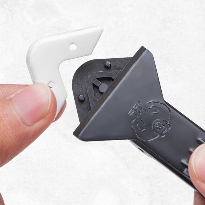 Spatula profesionala pentru intins si curatat silicon cu 5 varfuri