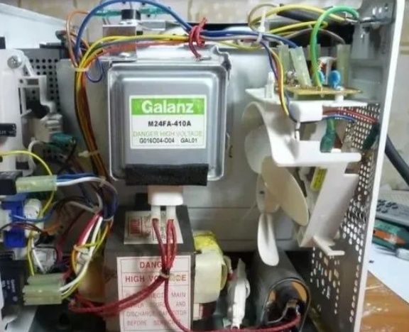 Ремонт  Духовок Электроплит Микроволновок. МАСТЕР СТАЖ РАБОТЫ