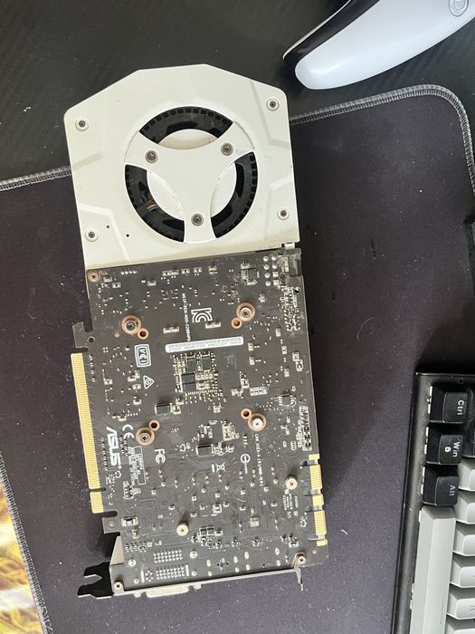 Vand componente pc