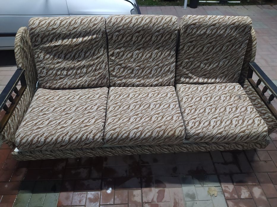 Комплект мягкой мебели (Диван и два кресла)