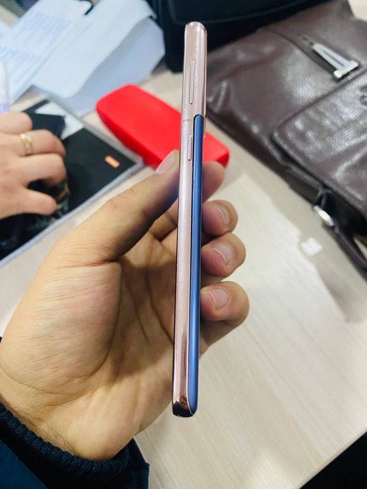 Samsung S21 holati ideal