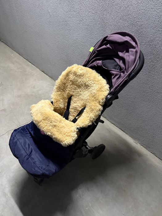 Чувалче за бебешка количка с подплата от естествена овча кожа