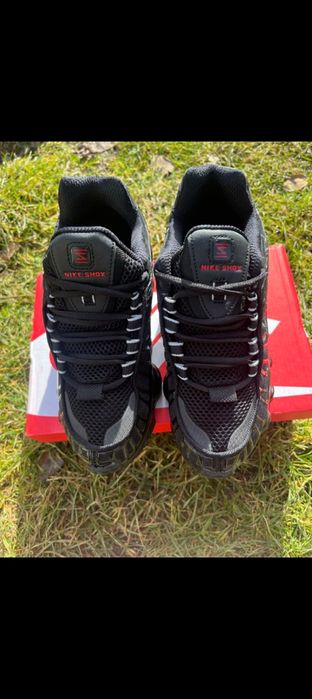 Nike shox Negru nou