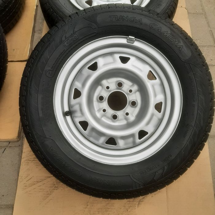 Продам шины 175 70 R13 комплект