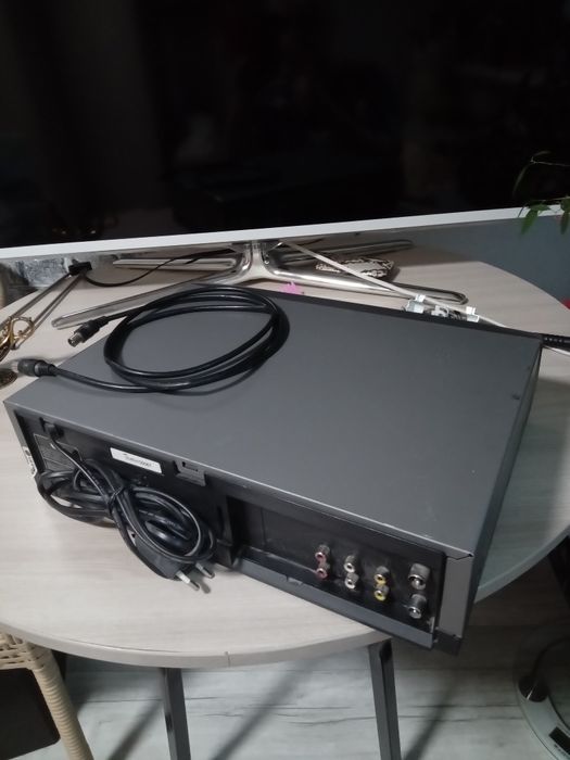 Видеомагнитофон,,Доктор,,