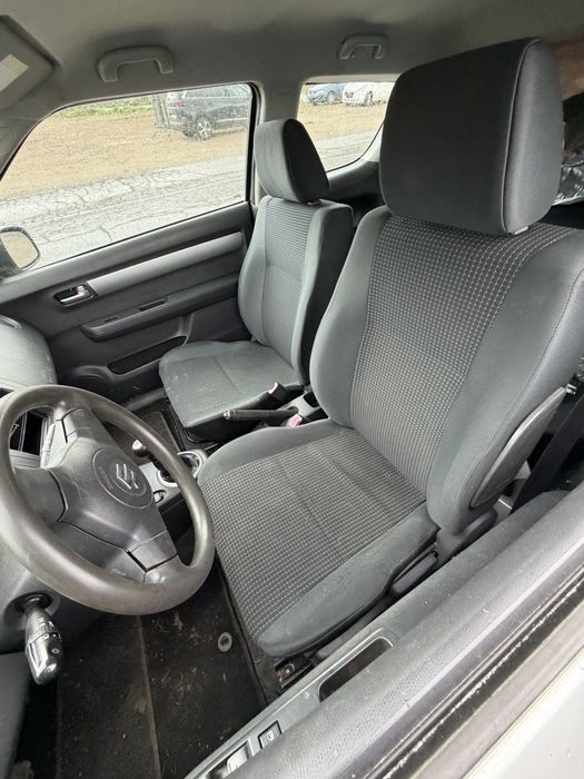 Сузуки суифт 1.3 93кс 2007г бензин  на части