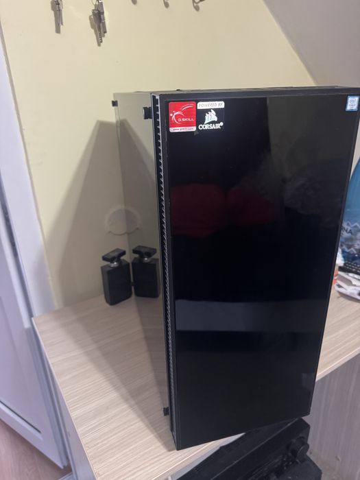 Carcasa pc+ placa video