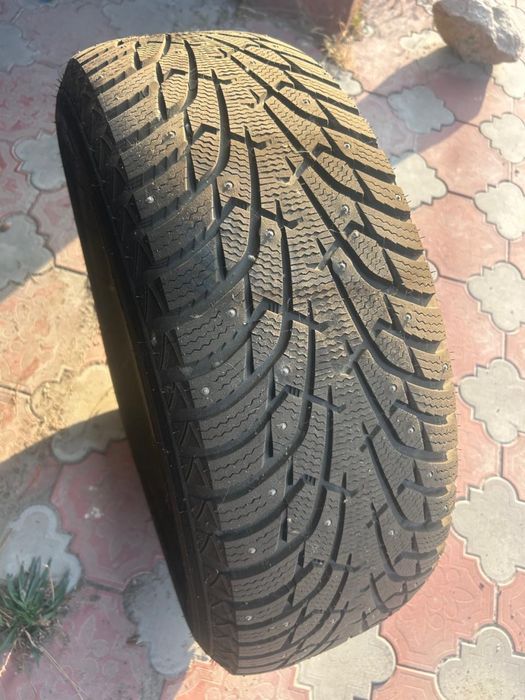 Шины комплект зимние