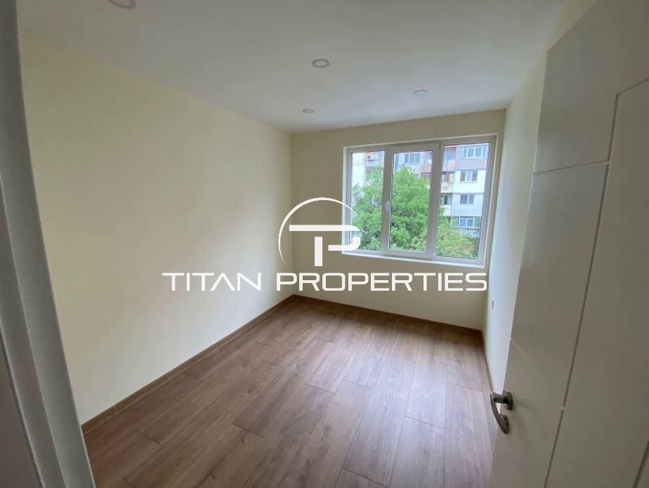 Дава се под наем Офис в Варна, Възраждане 1 - 125 кв.м за 600 € - Снимка #2