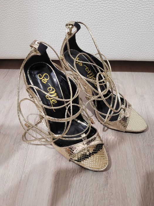 Намалени до 31.12 - Дамски официални сандали