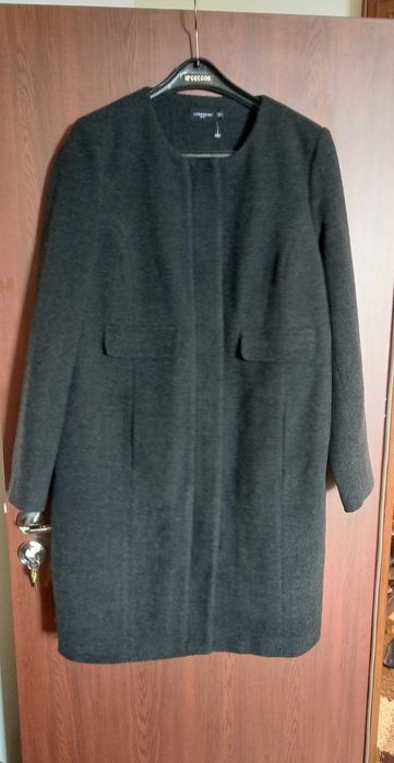 Стилно топло класическо палто LIEBESKIND Berlin, 100 процента вълна