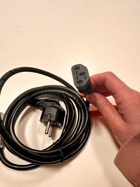 cablu de alimentare 230V, 3 fire conductoare, 2.5m