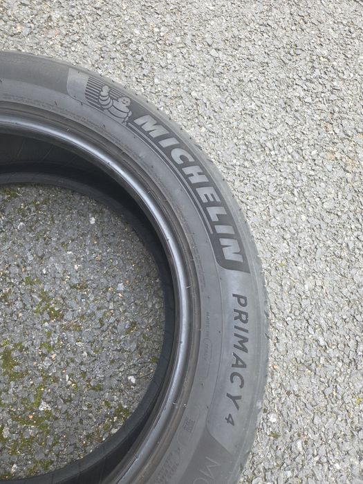Vând anvelope de vară Michelin