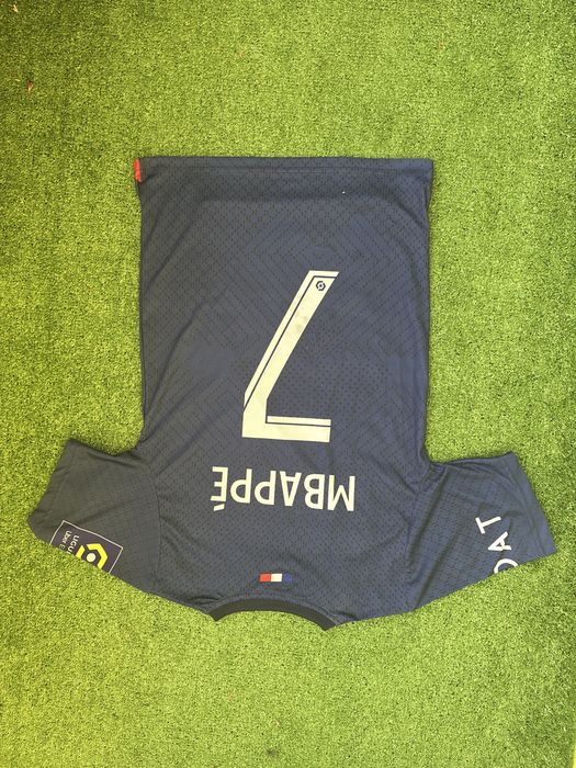 Тениска на парижсенджармен K.MBAPPE 7 номер