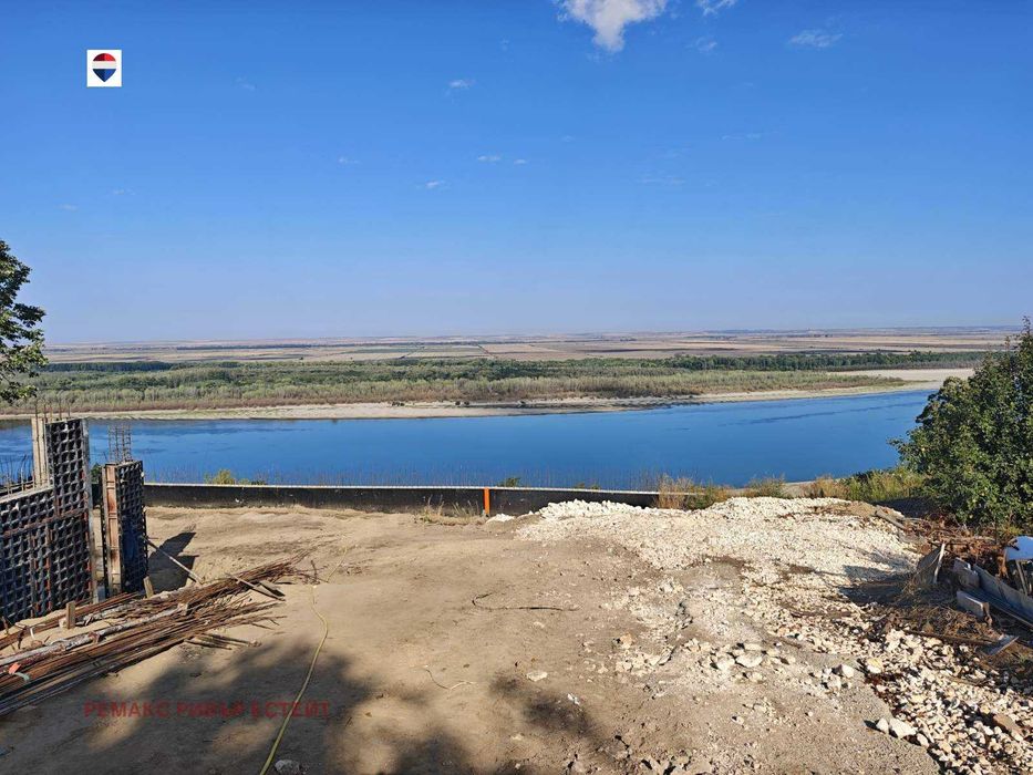 Вила с панорамна гледка за продажба 9 ти километър