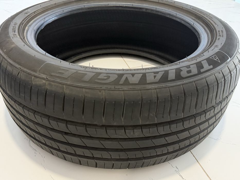 Продам покрышки r18 235/50