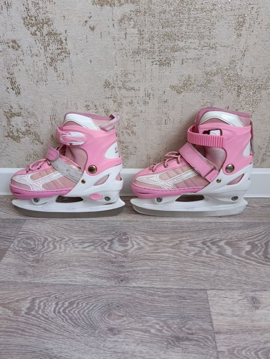 Детские коньки на девочку
