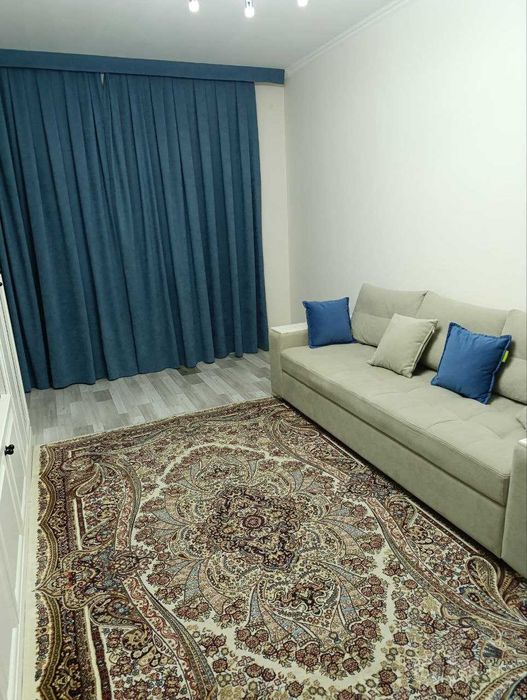 2-x комн квартира 50м2 6/9 на Махтумкули за 600у.е (торг не уместен)