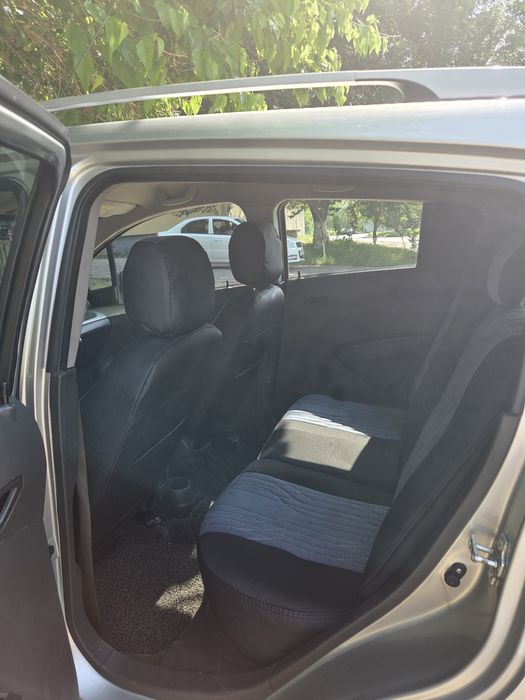 Спарк сотилади  3 позиция