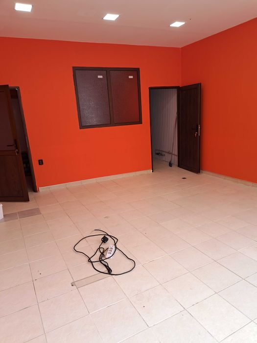 Дава се под наем Магазин в Силистра, в.з. Юг - 128 кв.м за 561 € - Снимка #4