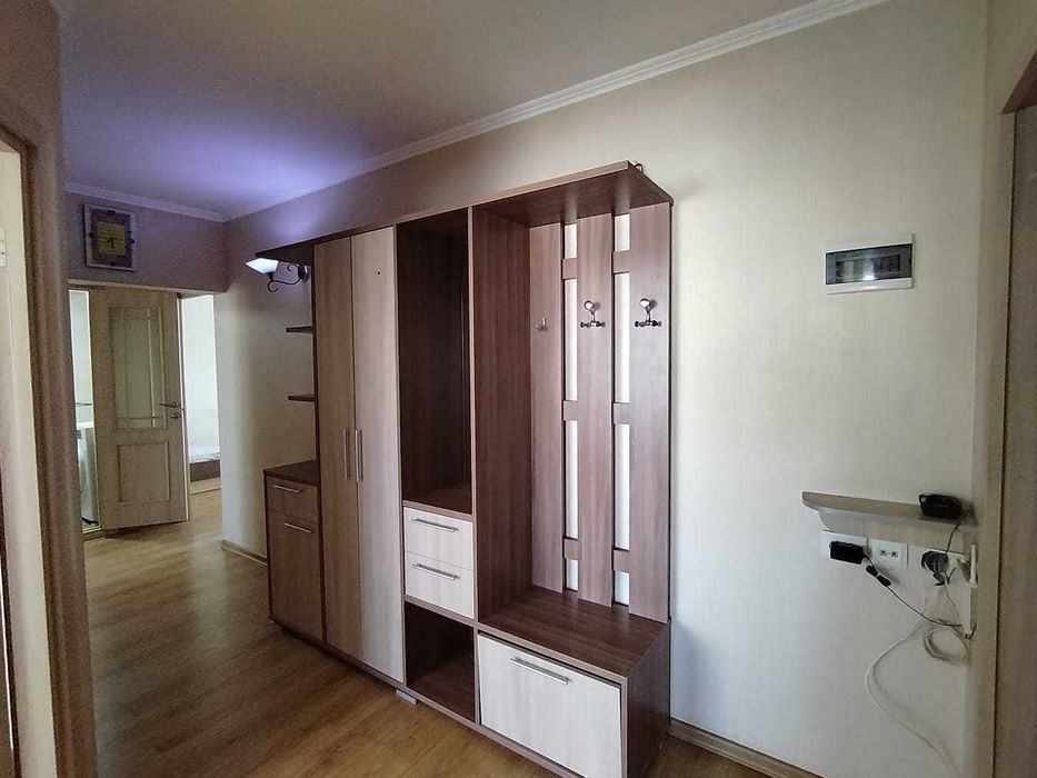Продается  3  комн квартира Васильковский,35