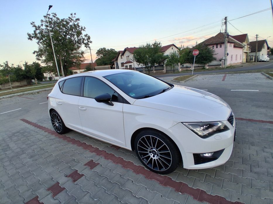 Vând SEAT LEON 2o15