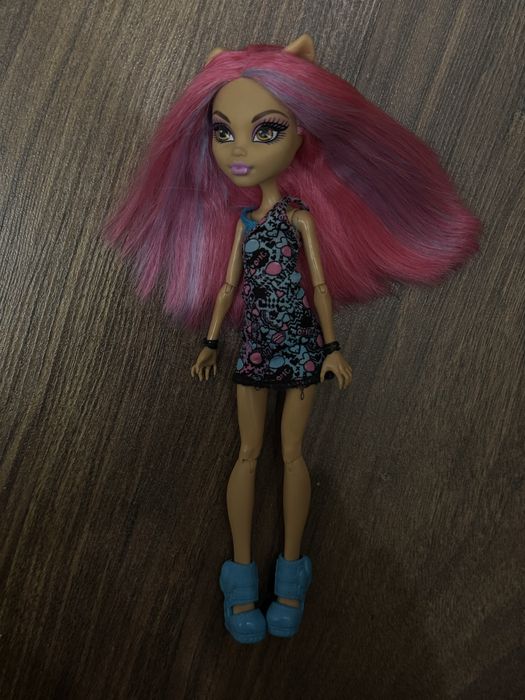 Кукла монстр хай